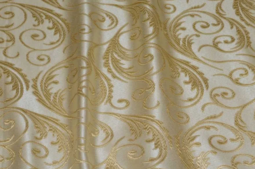 COORDINATI UNITO E JACQUARD LUREX ORO
