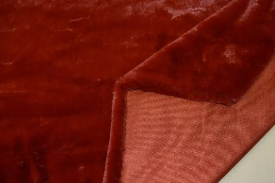 PELLICCIA SINTETICA ROSSO MATTONE