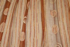 SCAMPOLO ORGANZA STROPICCIATA CON APPLICAZIONI IN CINIGLIA