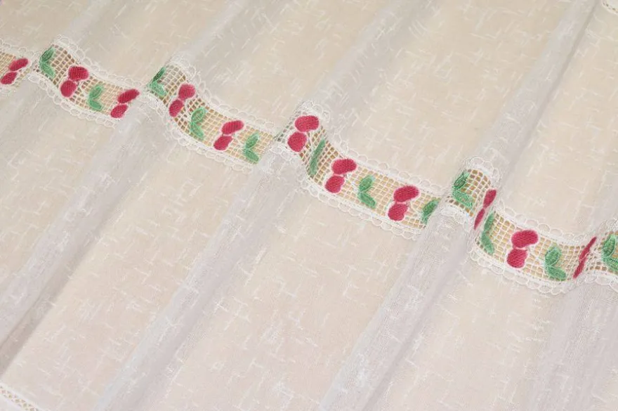TENDINO CON INCASSO PIZZO MACRAME' CILIEGIE