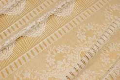 TENDINO CON RICAMO FLOREALE COLOR ECRU'