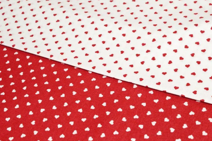 TESSUTO COTONE CUORICINI ROSSO