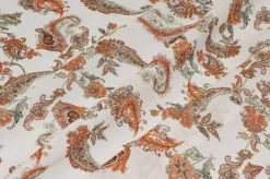 TESSUTO CREPON DISEGNO CASHMERE BIANCO E ARANCIO