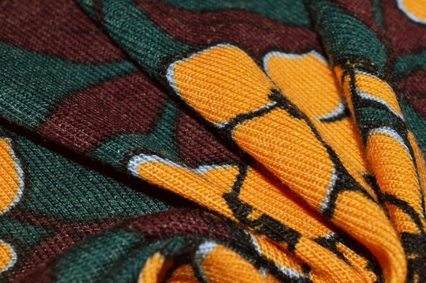 TESSUTO MAGLIA VISCOSA FIORI OCRA