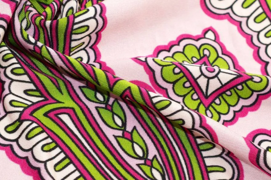 TESSUTO MAGLINA VISCOSA DISEGNO CASHMERE VERDE ROSA