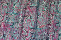 TESSUTO POPELINE PURO COTONE FANTASIA CASHMERE FUCSIA