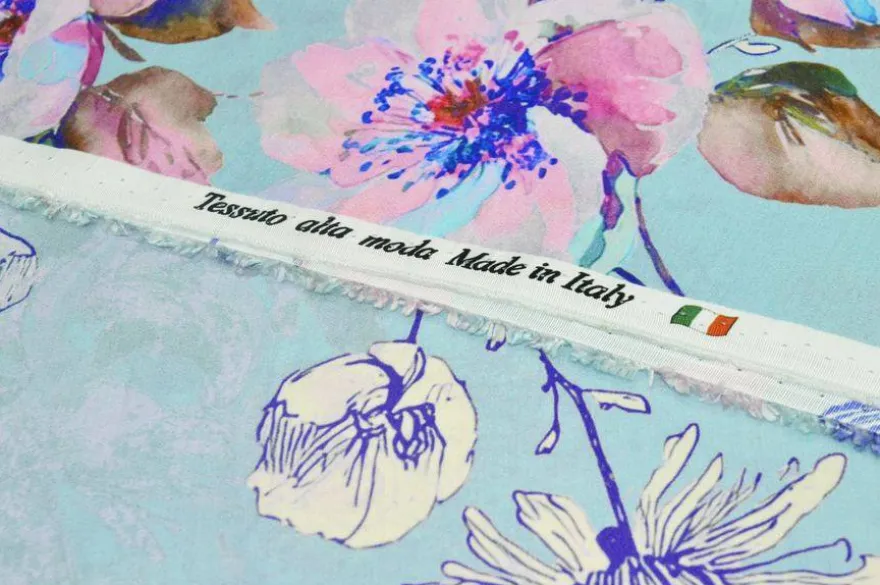 TESSUTO RASATELLO PURA VISCOSA FANTASIA FONDO AZZURRO