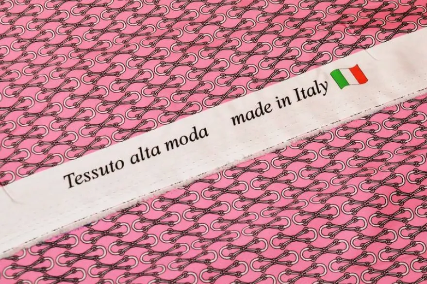 TESSUTO RASATELLO STREATCH FANTASIA ALTA MODA ROSA