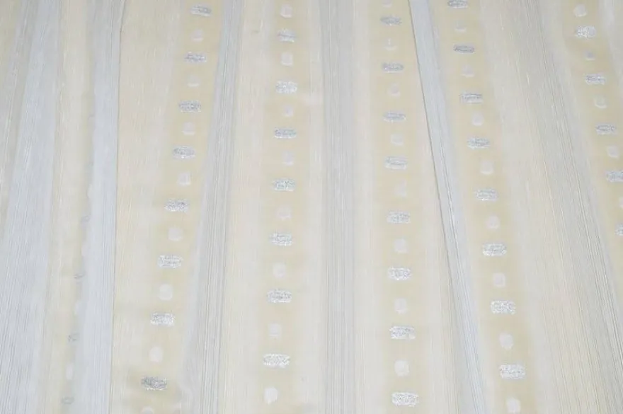 TESSUTO TENDA FONDO ORGANZA CON DETTAGLIO LUREX ARGENTO
