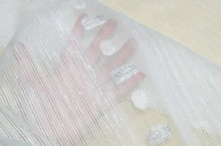 TESSUTO TENDA FONDO ORGANZA CON DETTAGLIO LUREX ARGENTO
