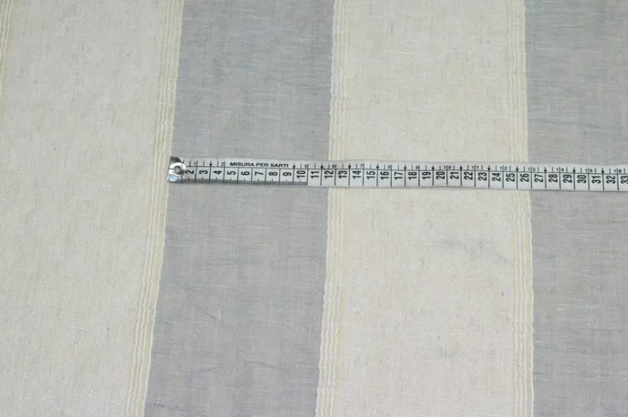 TESSUTO TENDA LINO EFFETTO STROPICCIATO CON FASCE VERTICALI BIANCHE E GRIGIE