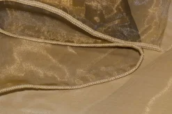 TESSUTO TENDA ORGANZA CANGIANTE ORO BLU CON RICAMO CENTRALE