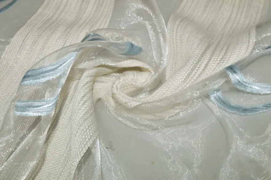 TESSUTO TENDA ORGANZA CON APPLICAZIONI AZZURRE