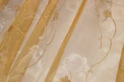 TESSUTO TENDA ORGANZA CON FIORE RICAMATO