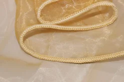 TESSUTO TENDA ORGANZA CON FIORE RICAMATO