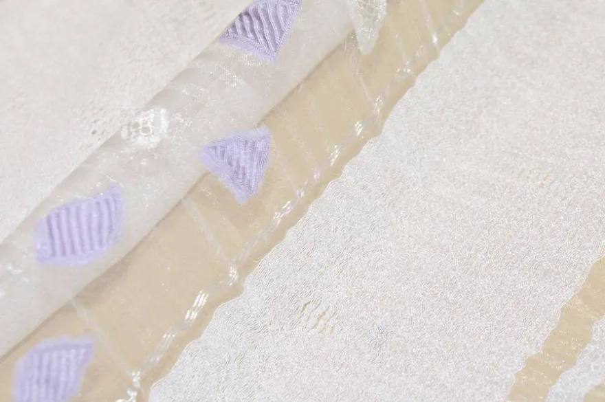 TESSUTO TENDA ORGANZA FASCIATA BIANCA CON INSERTI LILLA