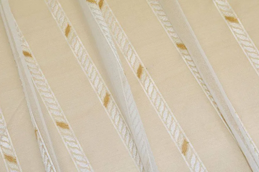 TESSUTO TENDA TULLE CON RIGA VERTICALE
