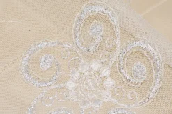 TESSUTO TENDA TULLE PANNA CON FIORE LUREX RICAMATO