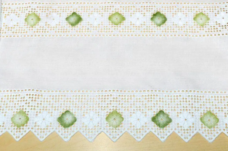 TESSUTO TENDINO CON INCASSI PIZZO FIORELLINO VERDE