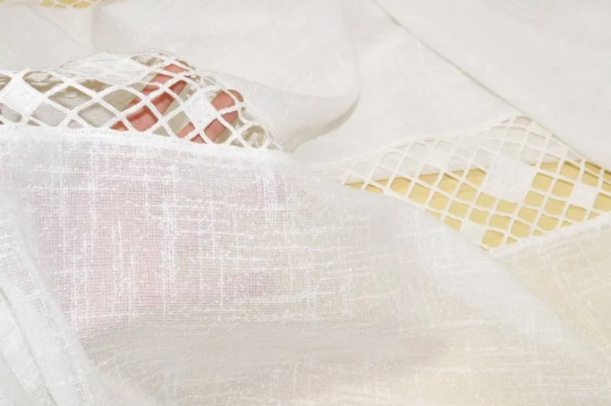 TESSUTO TENDINO EFFETTO LINO CON INSERTI MACRAME