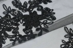 TESSUTO TULLE RICAMATO CON PAILLETTES