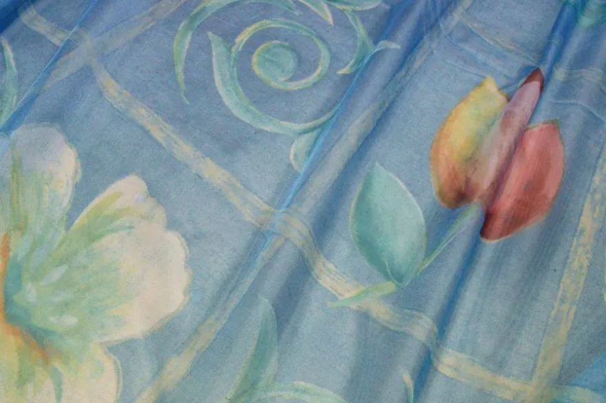 TESSUTO VELO STAMPA FIORE FONDO AZZURRO