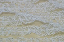 TULLE CON INSERTI PIZZO BIANCO